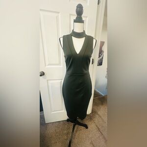 Chic Hunter Green Sleeveless Dress